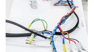 Automated vs. Manual Wire Harness Assembly | 5 Comparisons