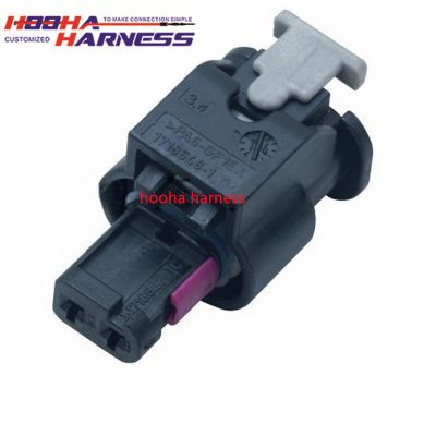 1-1718643-1 TE AMP original brand housing plastic automotive connector